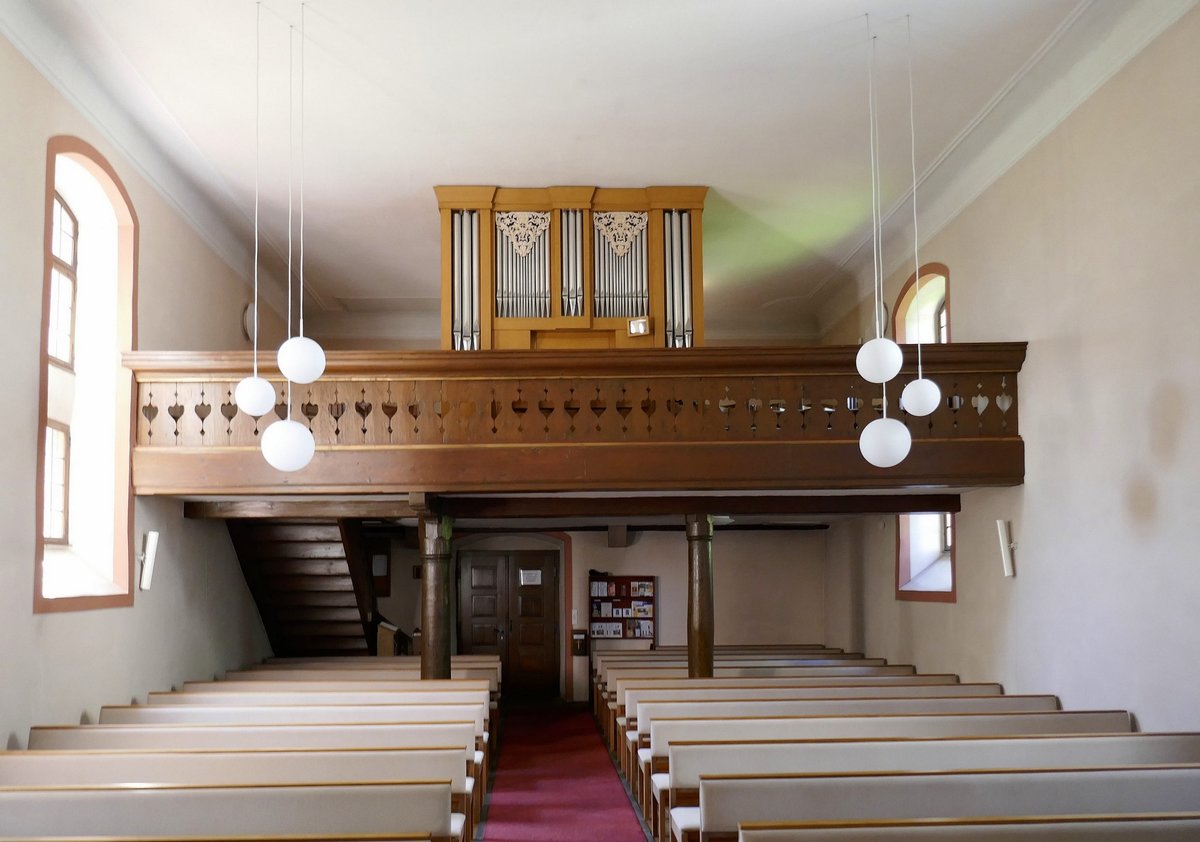 Bischoffingen am Kaiserstuhl, Blick zur Orgelempore in der Kirche St.Laurentius, Mrz 2020