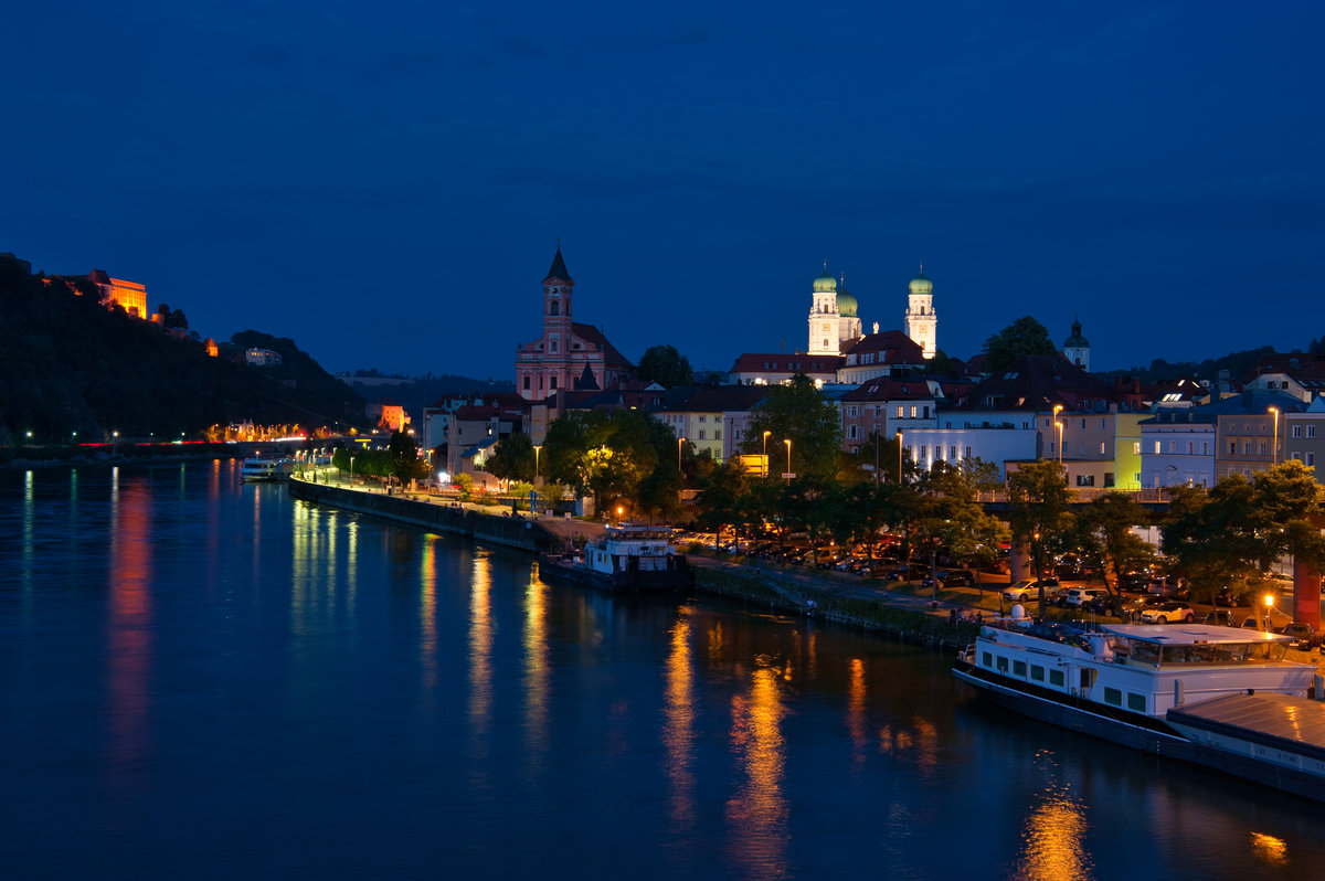 Blaue Stunde in Passau mit dem Dom St. Stephan, 21.08.2020