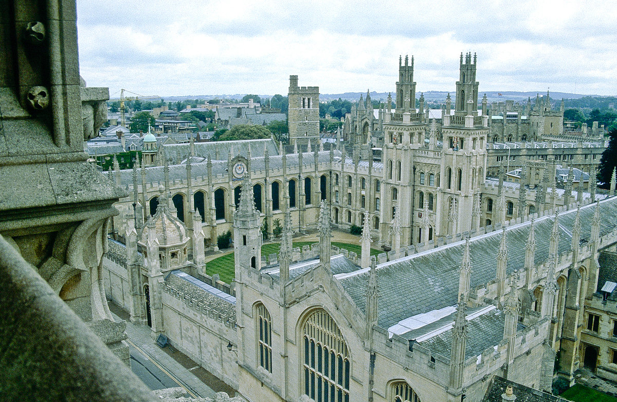 Blich ber Oxford University. Bild vom Dia. Aufnahme: Juni 1991.