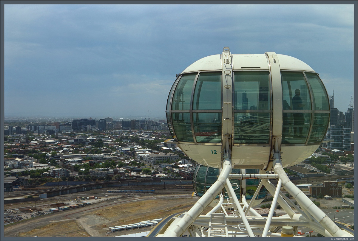 Blick vom 2006 erffneten Riesenrad  Melbourne Star  auf den Stadtteil North Melbourne. (30.12.2019)