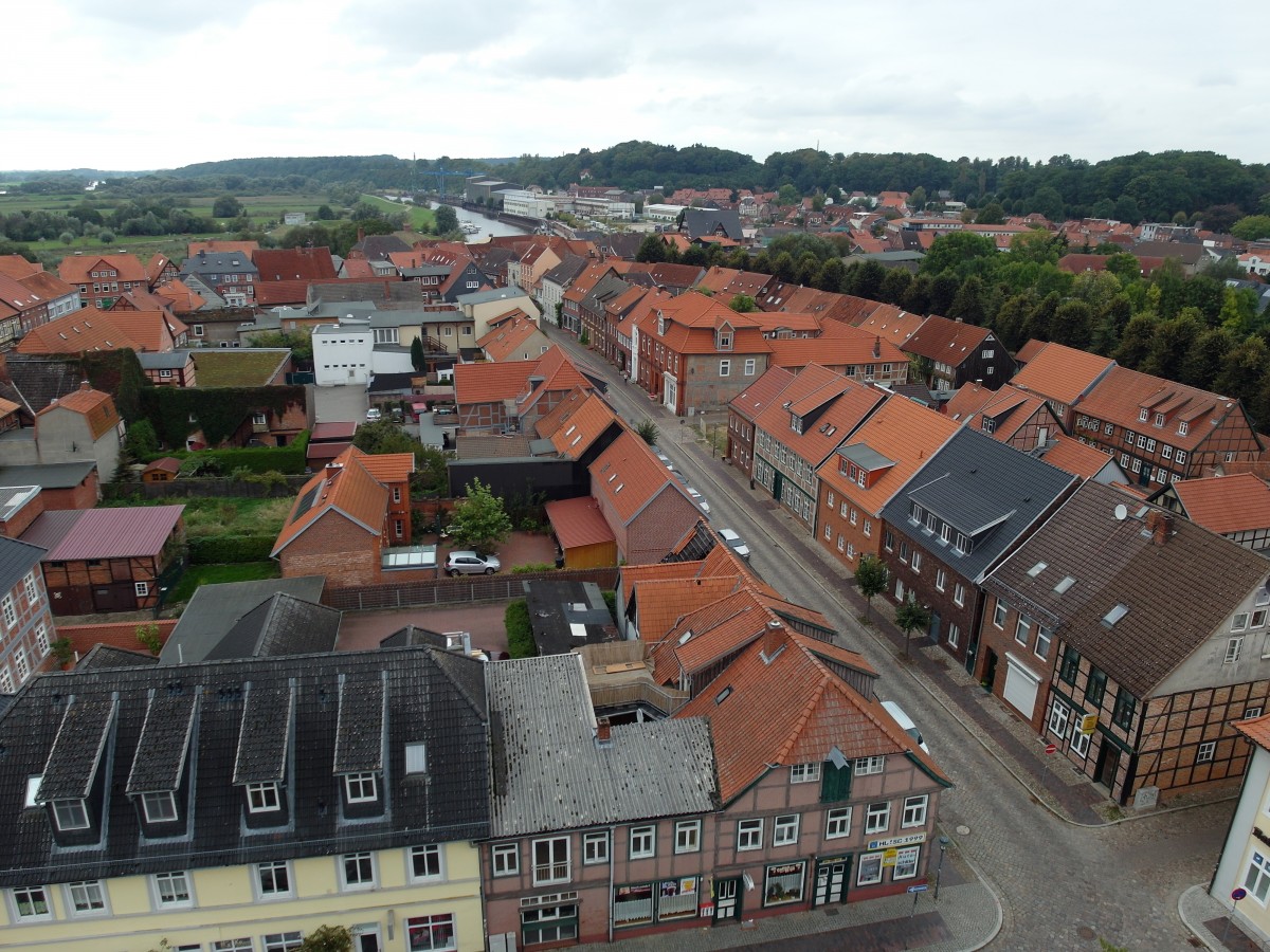 Blick auf Boizenburg/Elbe in Richtung Hafen vom Kirchturm der St. Marienkirche; 14.09.2014
