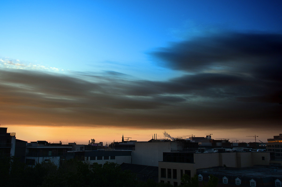 Blick auf Dublin frhmorgens vom Liberty House. Aufnahme: 10. Mai 2018.