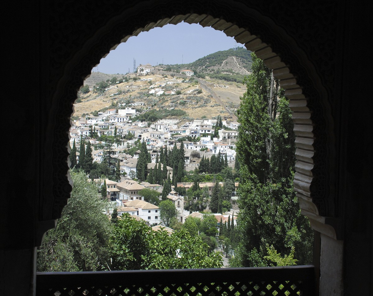 Blick auf Granada von Alhambra. Aufnahme: Juli 2014.