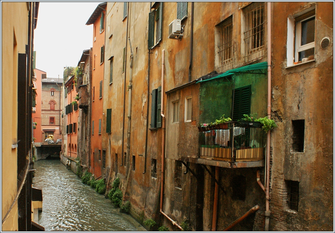 Blick auf den Kanal in der Via Piella.
(15.11.2013)