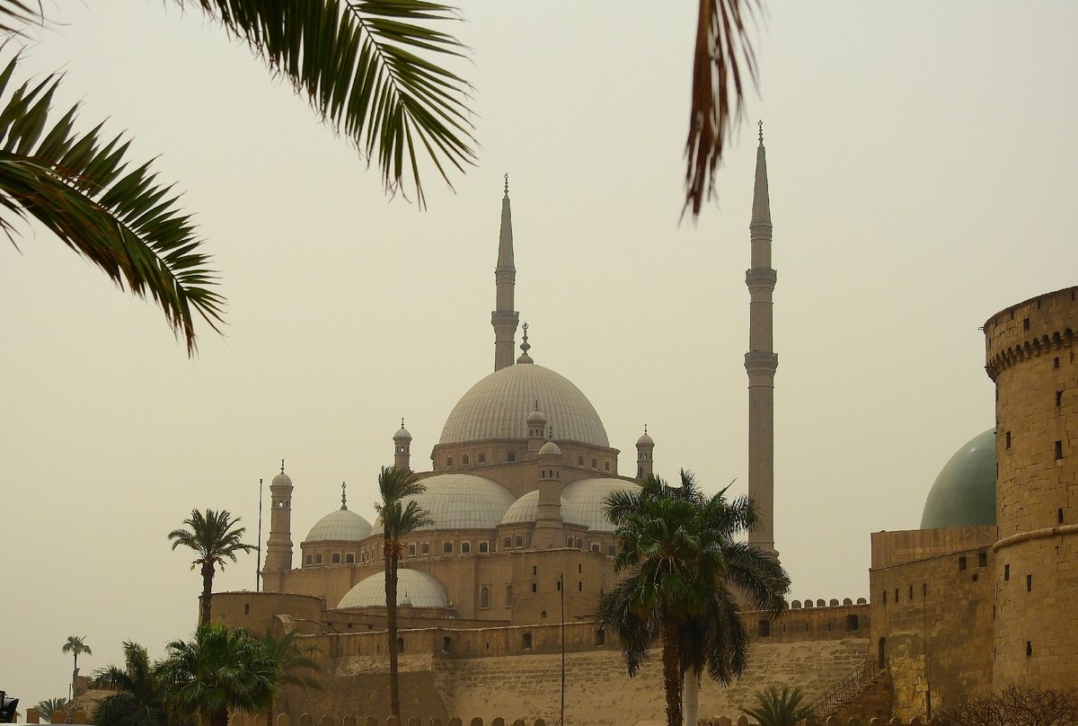 Blick auf die Muhammad Ali Moschee in Kairo. Bekannt auch als Alabastermoschee. Allerdings fehlt heute der größte Teil der ursprünglichen Alabasterverkleidung. Das Foto entstand am 26.04.2017.
