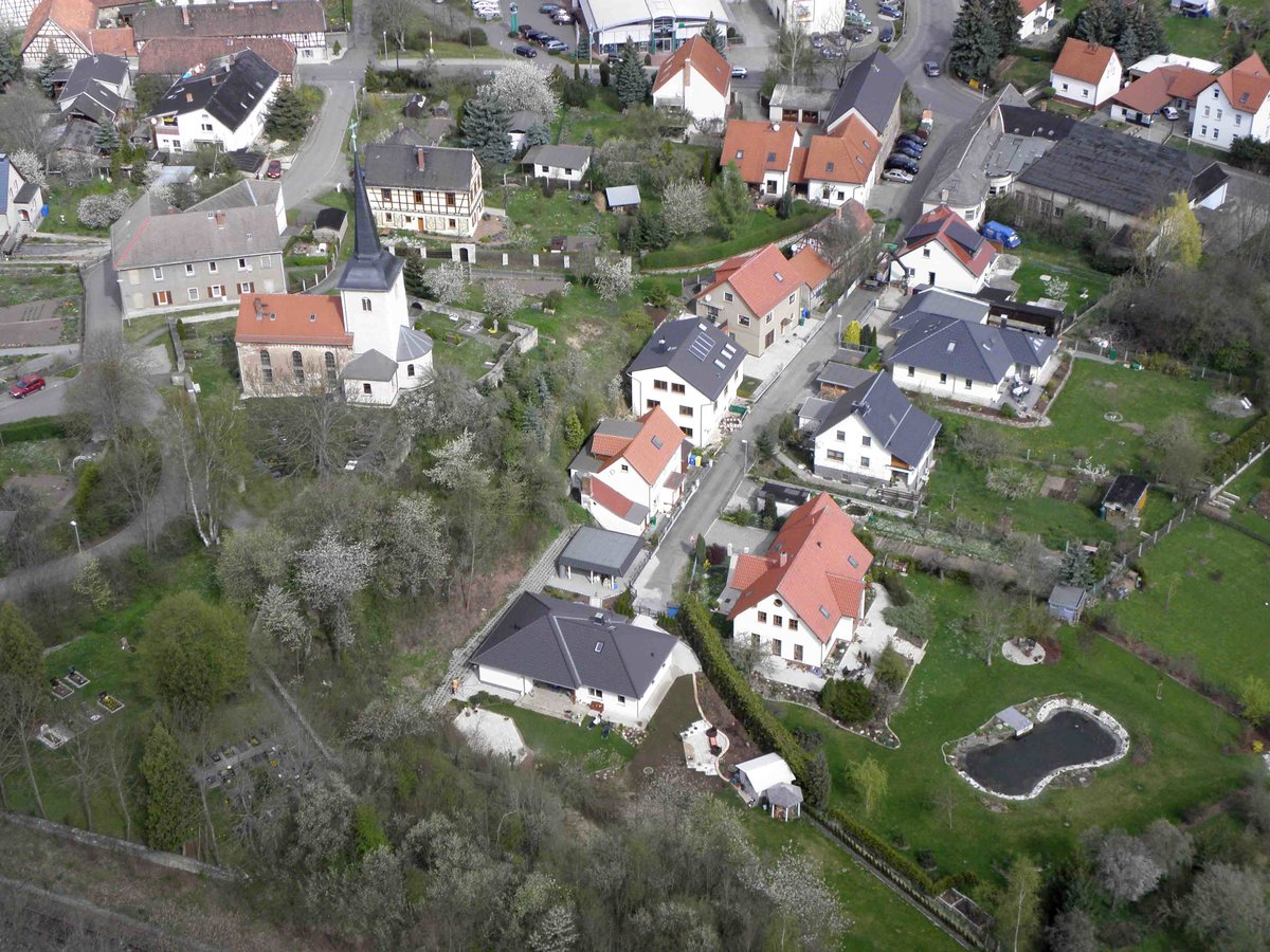 Blick auf den Ortsteil von Gera-Thieschitz anl. einer Befliegung im April 2012
