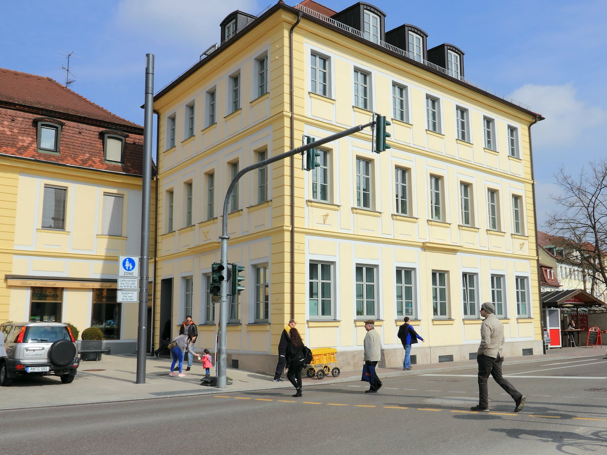 Blick auf die Promenade in Hhe der Uzstrasse am Herrieder Tor in Ansbach am 14. Mrz 2017.