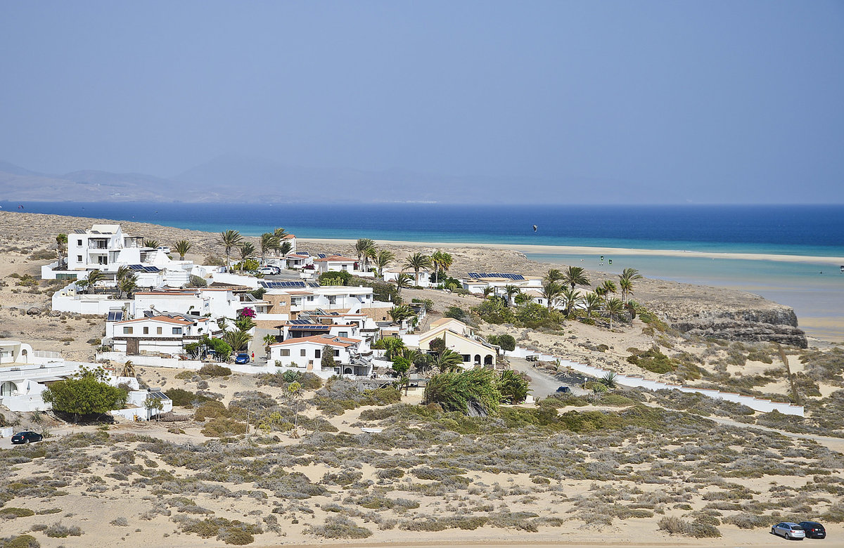 Blick auf Risco El Paso an der Sdkste von der Insel Fuerteventura. Aufnahme: 18. Oktober 2017.