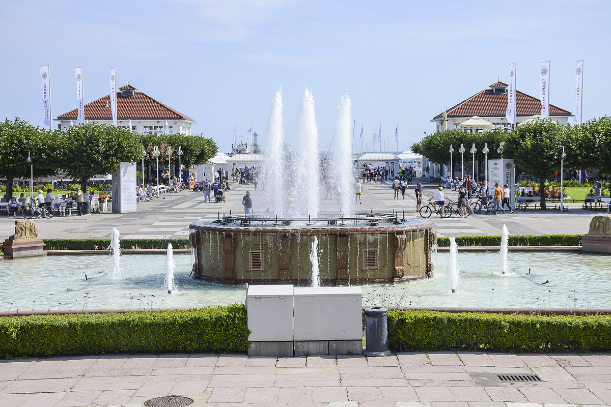 Blick auf Schwer Kuracyjny am Kurhaus in Zoppot (Sport). Aufnahme: 15. August 2019.