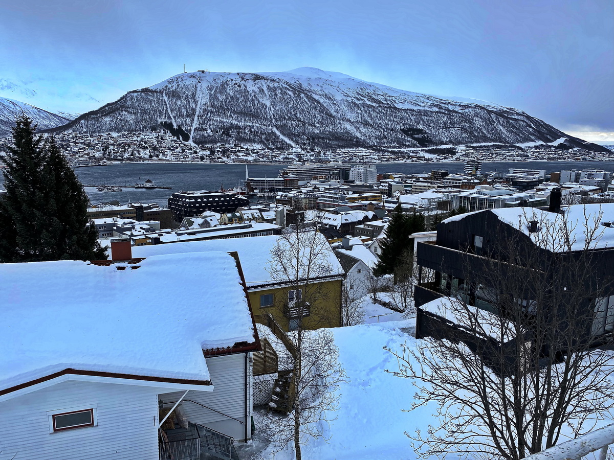 Blick auf Troms bei recht starken Wind am 24. Februar 2024.
