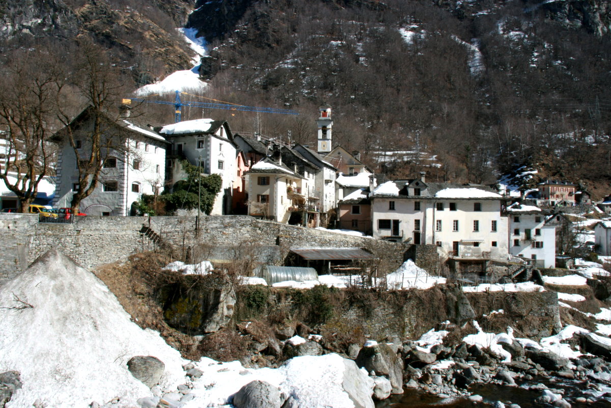 Blick auf Visletto im Vallemaggia; 09.03.2014