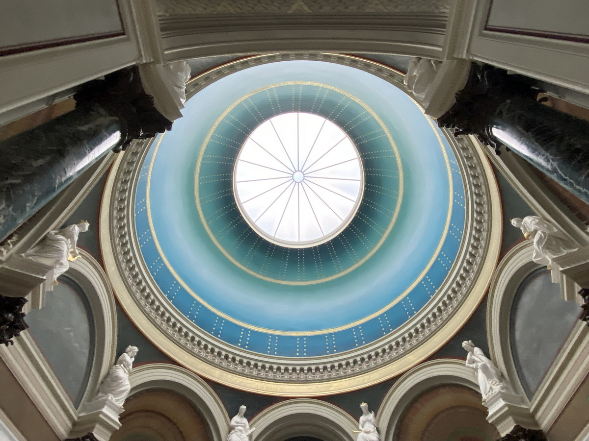 Blick in eine der Kuppeln in der Alten Nationalgalerie in Berlin MItte am 08. Februar 2024