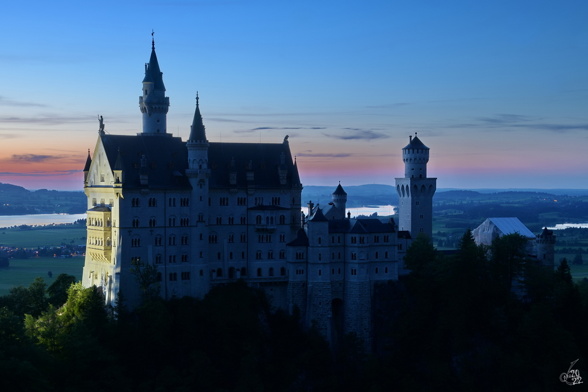 Blick von der Marienbrcke auf die Sdfassade des Schlosses Neuschwanstein. (Hohenschwangau, Juli 2017)