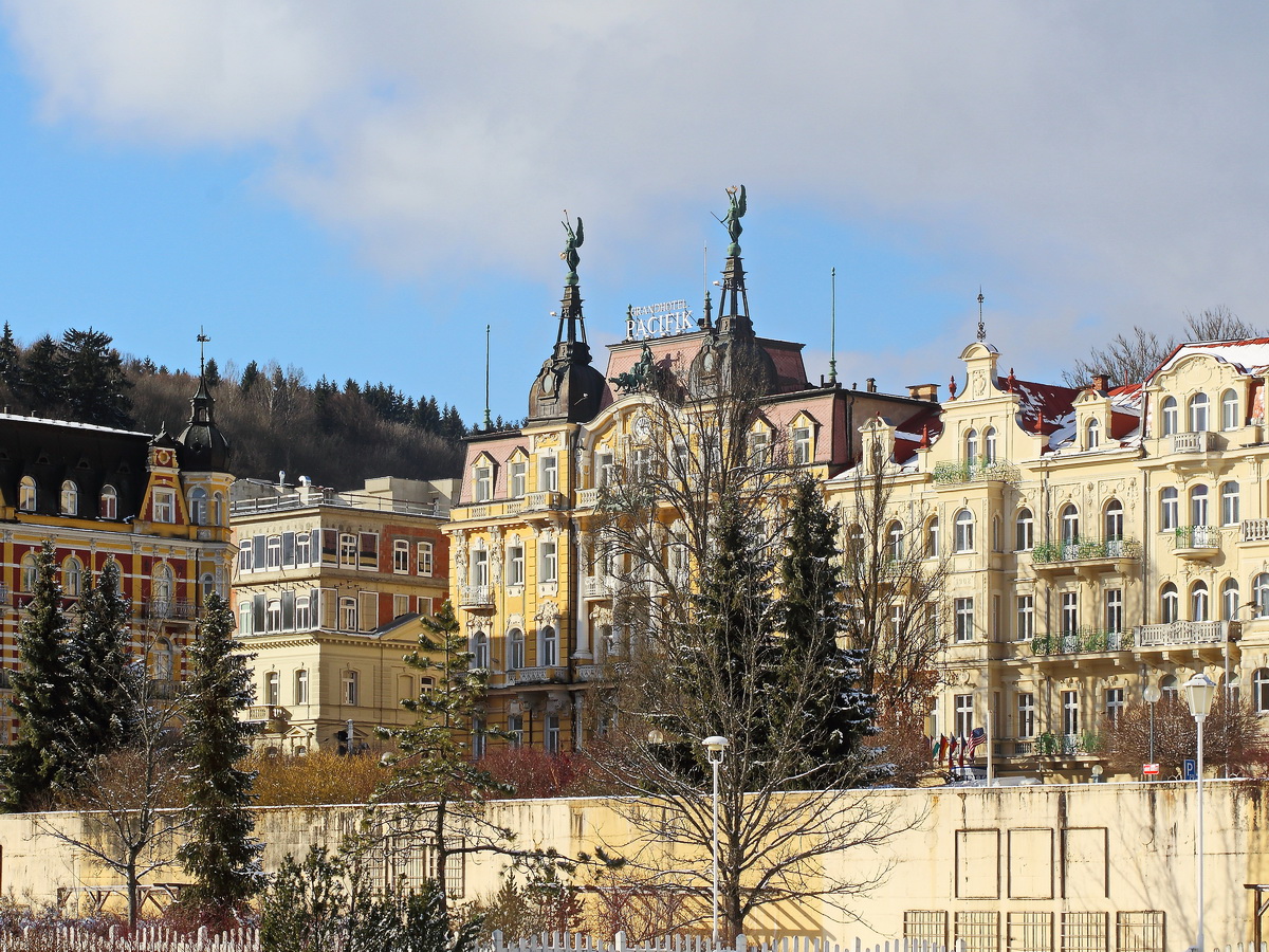 Blick in Richtung Health Spa Resort Grandhotel Pacifik am 28. Februar 2020 in Marienbad