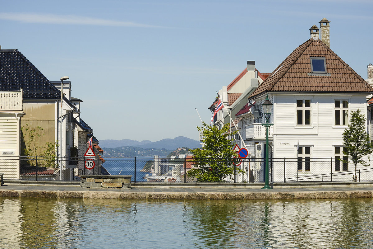 Blick in Richtung Skuteviken - ein Wohnviertel in der norwegischen Hansestadt Bergen. Aufnahme: 11. Juli 2018.