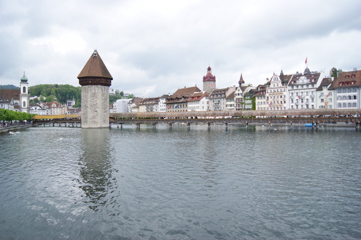 Blick von der Seebrcke auf die Kapellbrcke. (01.05.2014)
