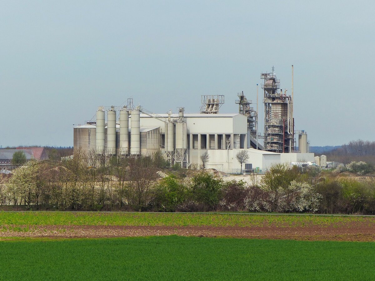 Blick vom Thieberg auf das Kalkwerk Breckweg zwischen Rheine und Neuenkirchen, 2017