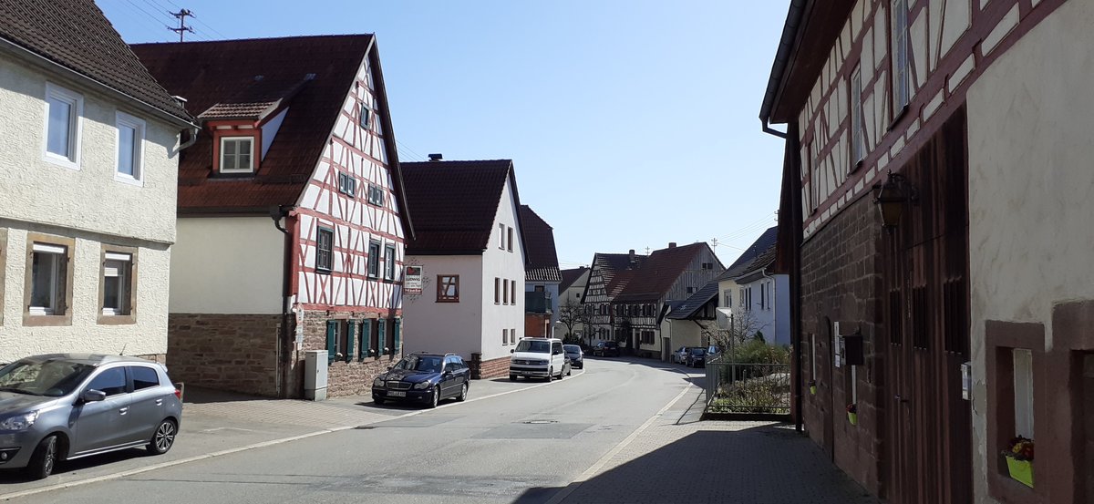 Blick ber die Kurfrstenstrae in Lohrbach im Neckar-Odenwald-Kreis. 23.3.2020