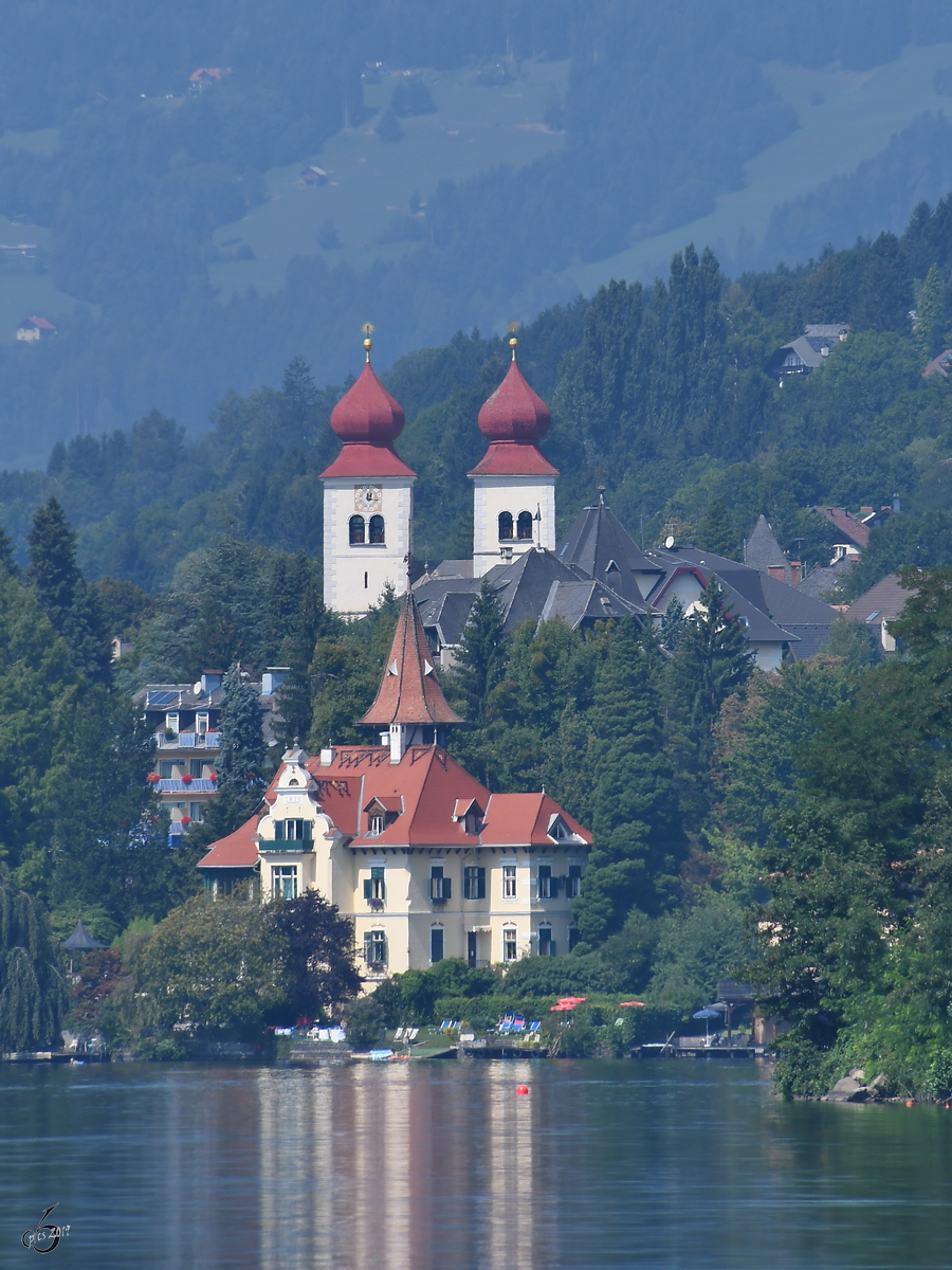 Blick ber den Millsttter See auf das beschauliche rtchen Millstatt. (August 2019)