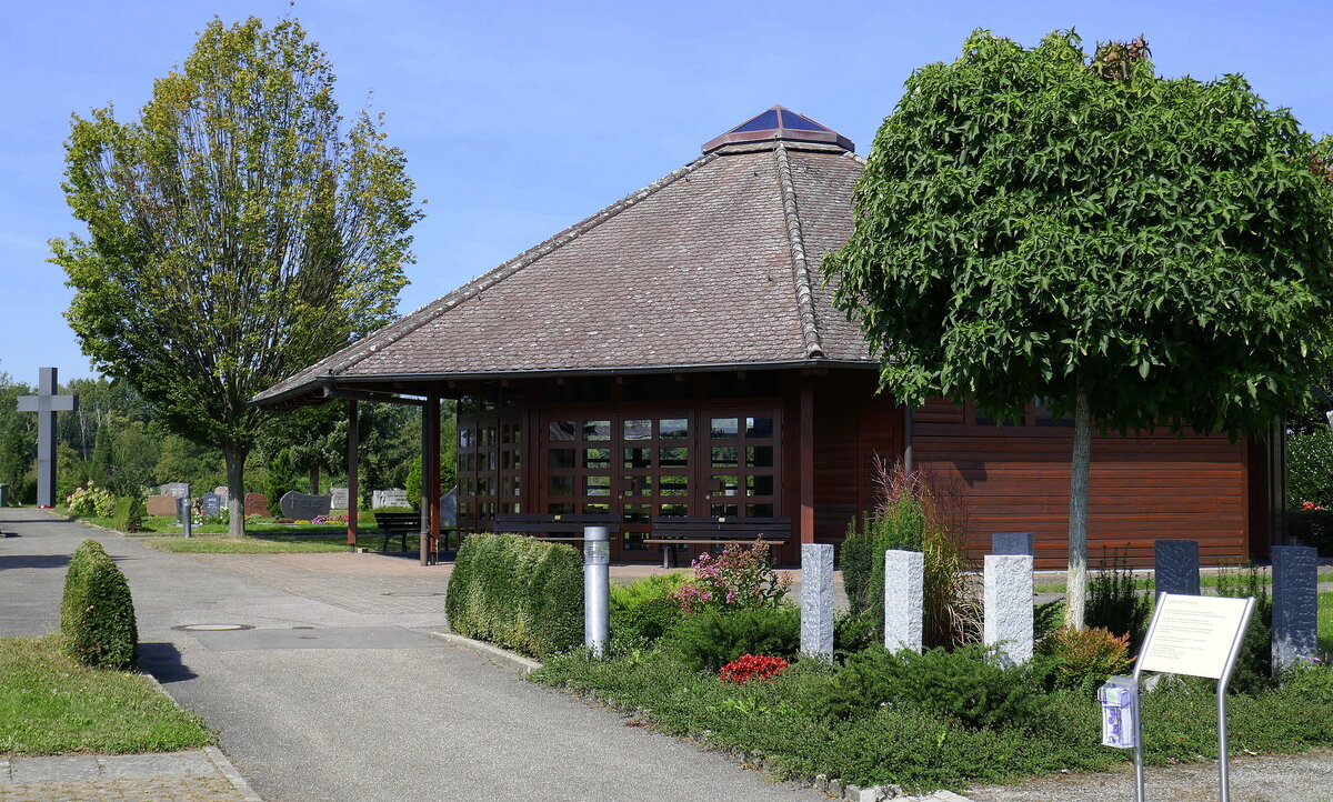 Bohlsbach, der Friedhof mit der Einsegnungshalle, Sept.2021