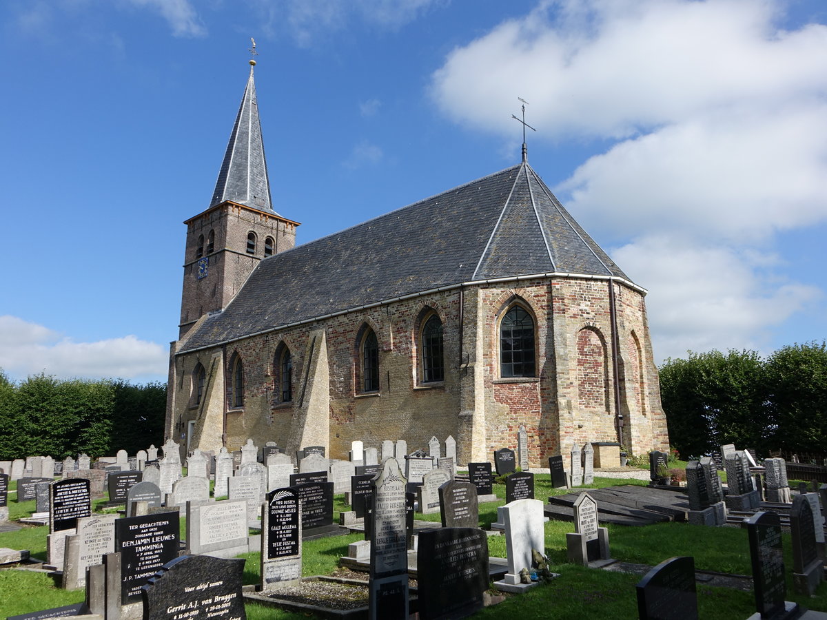 Boksum, niederl. Ref. Kirche, erbaut im 12. Jahrhundert, Kirchturm von 1843 (26.07.2017)