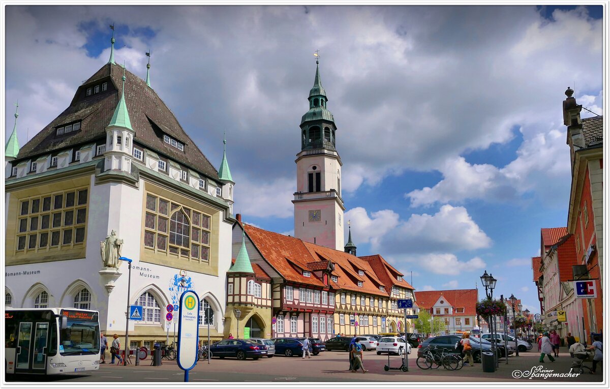 Bomann Museum in Celle, Sdheide, Niedersachen. Von hier erreichen wir die im Hintergrund sichtbare historische Altstadt von Celle. Ende August 2022