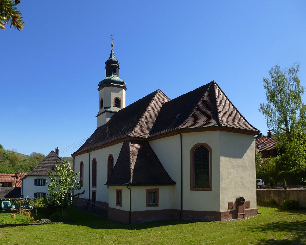 Bombach, Blick von der Westseite auf die Kirche St.Sebastian, erbaut 1787, April 2017
