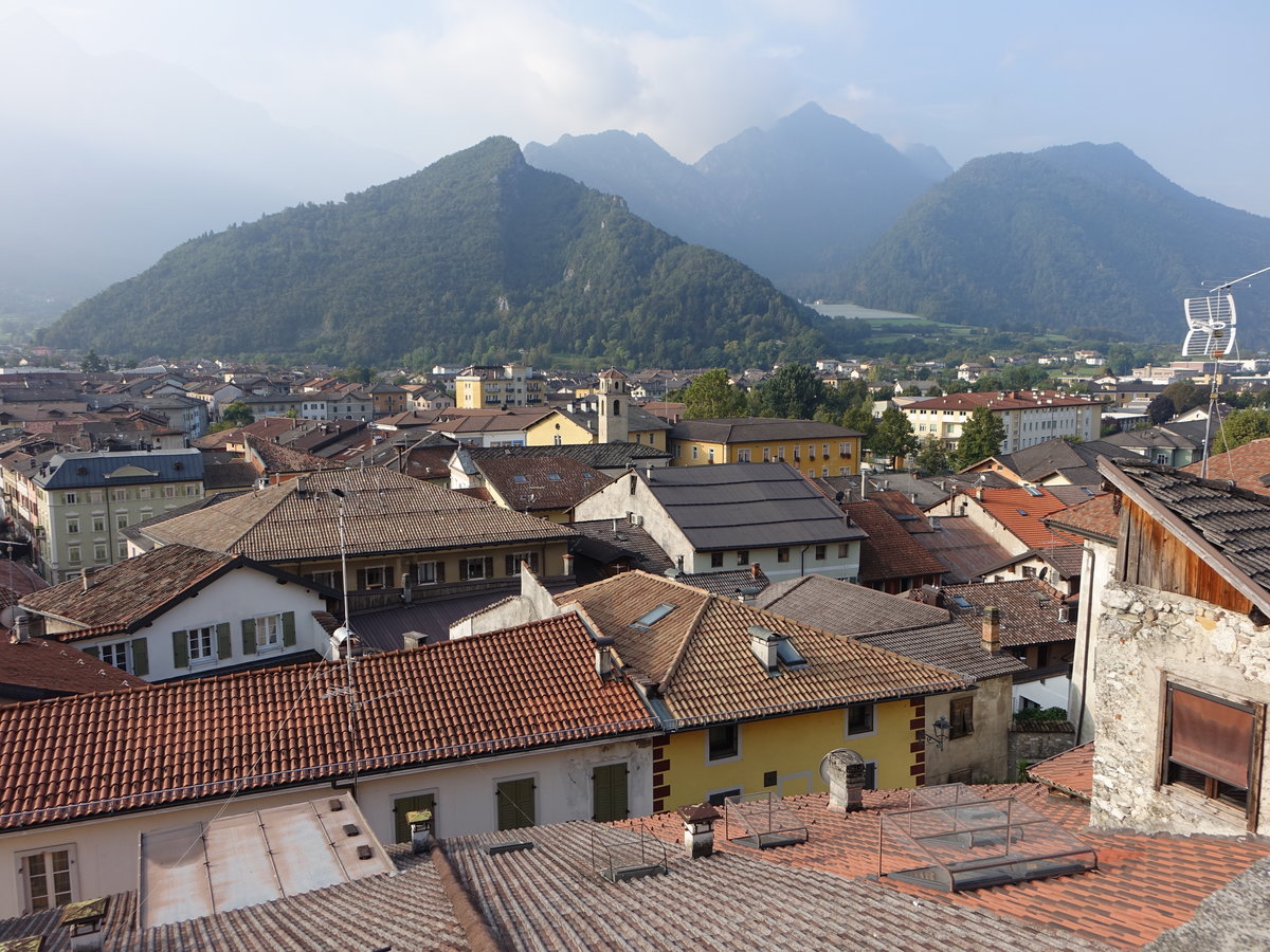 Borgo Valsugana, Ausblick auf die Altstadt mit St. Anna Kirche (17.09.2019)