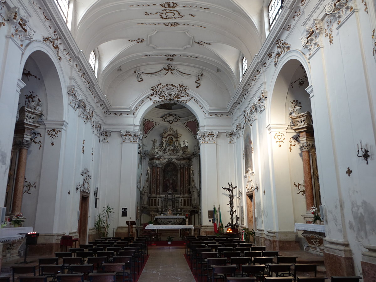 Borgo Valsugana, barocker Innenraum der Pfarrkirche St. Anna (17.09.2019)