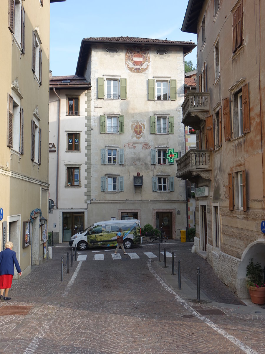 Borgo Valsugana, historischer Palazzo am Corso Ausugum (17.09.2019)