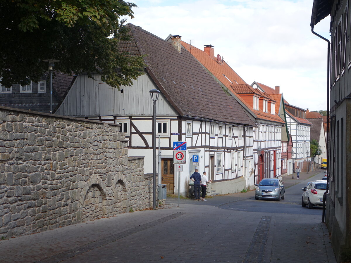 Brakel, historische Fachwerkhuser in der Knigstrae (05.10.2021)