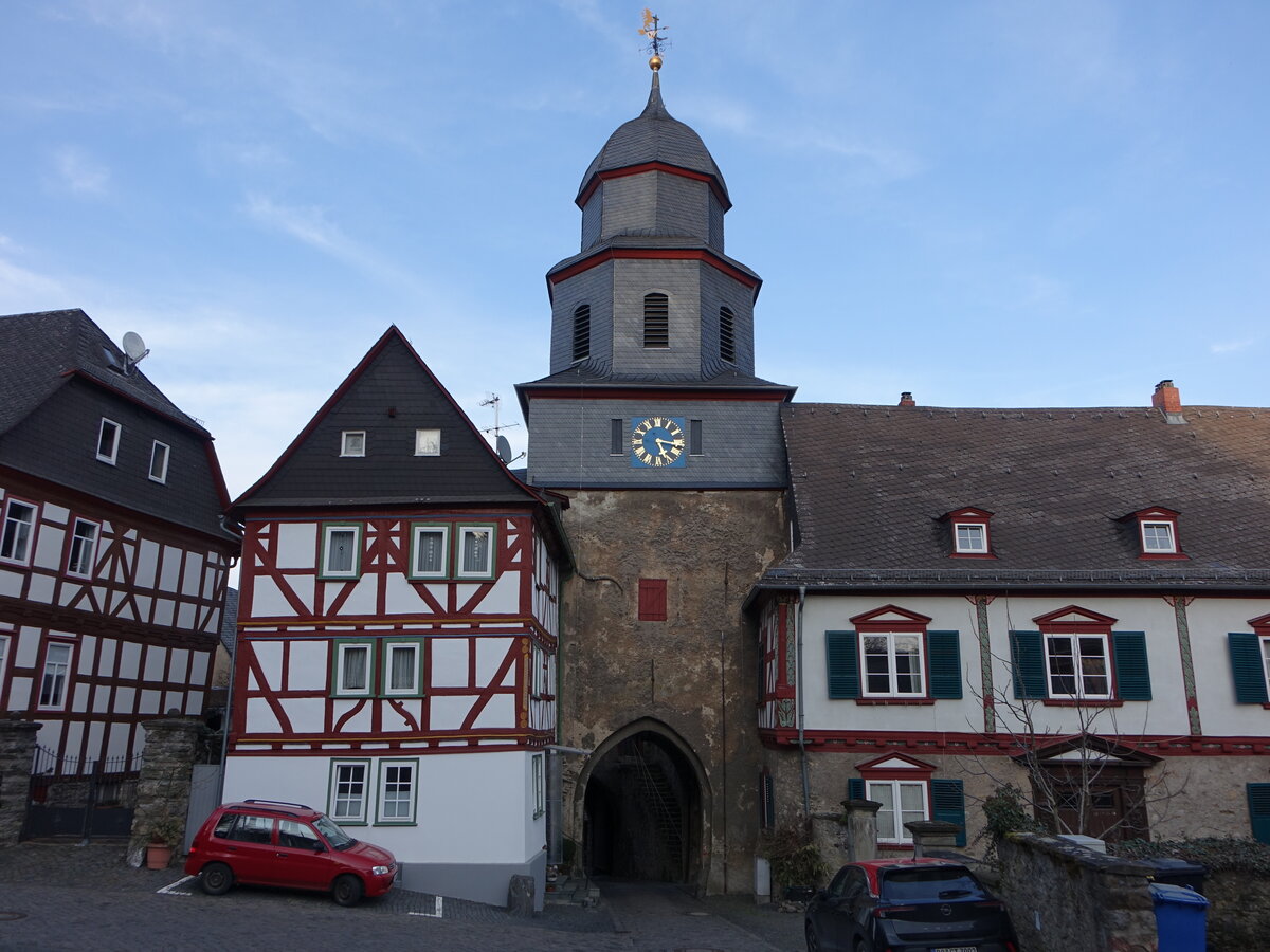 Braunfels, oberes Burgtor und Palais Hartleben in der Schlostrae (12.03.2022)