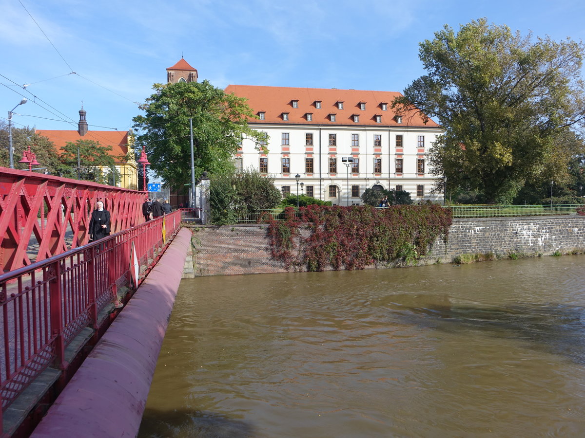 Breslau / Wroclaw, Brcke Most Piaskowy und Klausurgebude, heute Universittsbibliothek (03.10.2020)