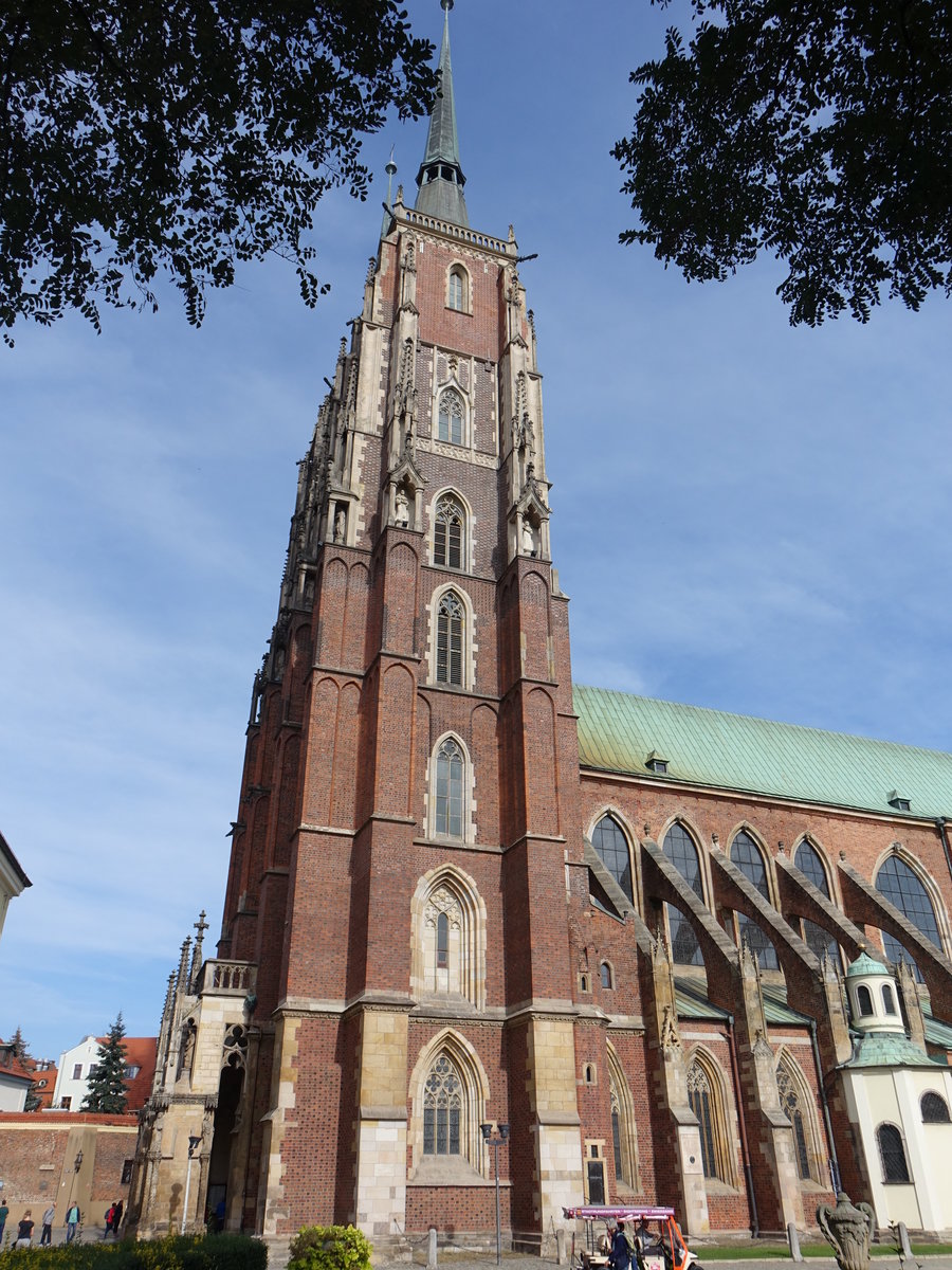 Breslau / Wroclaw, Kathedrale St. Johannes der Tufer, erbaut von 1244 bis 1272, Langhaus erbaut von 1320 bis 1340 (03.10.2020)