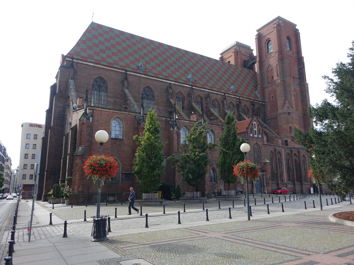 Breslau / Wroclaw, Pfarrkirche St. Maria Magdalena, spätgotisch, erbaut von 1355 bis 1360 als dreischiffige Backsteinbasilika (03.10.2020)