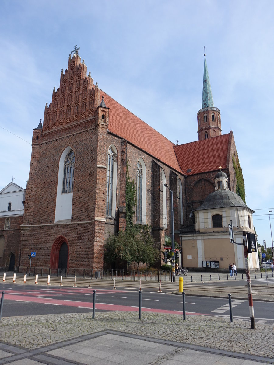 Breslau / Wroclaw, St. Adalbert Kirche, erbaut ab 1222 durch die Dominikaner, Kirchturm von 1359 (03.10.2020)