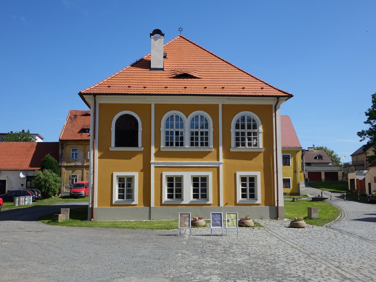 Breznice/ Bresnitz, Synagoge, erbaut 1725, nach Brand neu errichtet 1821 (02.06.2019)