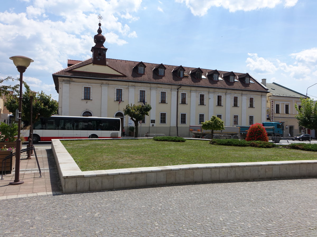 Brezno / Bries, Piaristenkirche und Kloster am Stefanikovo Namesti (07.08.2020)