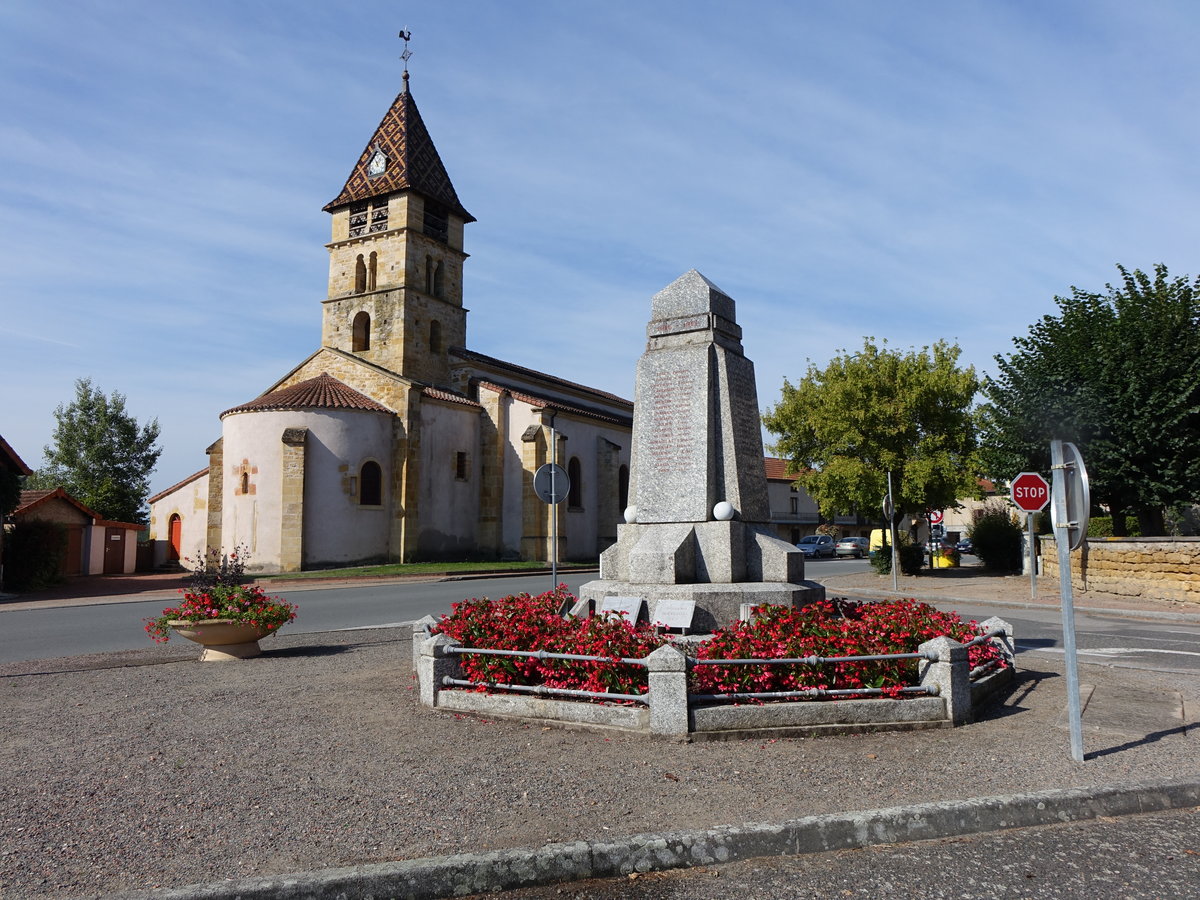 Briennon, St. Irenee Kirche, erbaut im 12. Jahrhundert (22.09.2016)