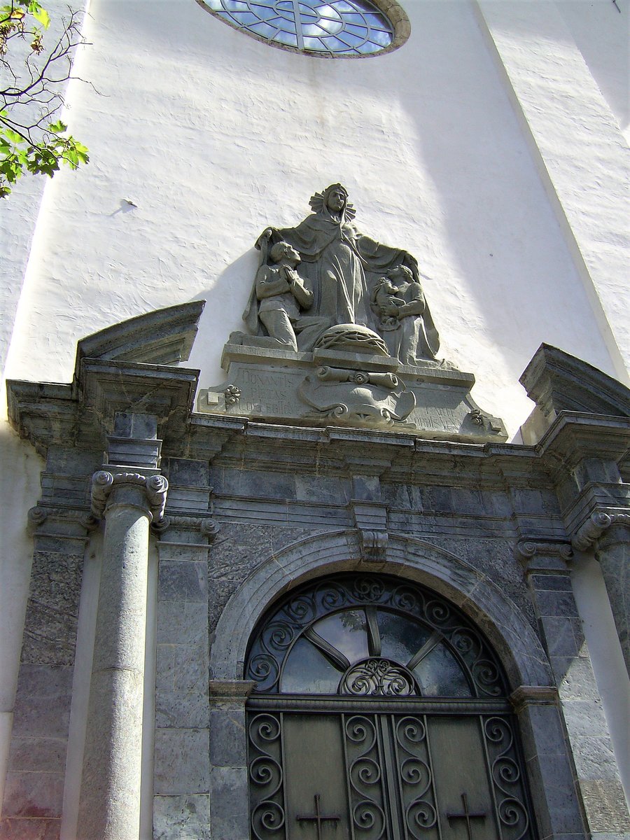 Brig, Kollegiumskirche, Einweihung im Jahr 1687. Eingang, Detail - 22.08.2007