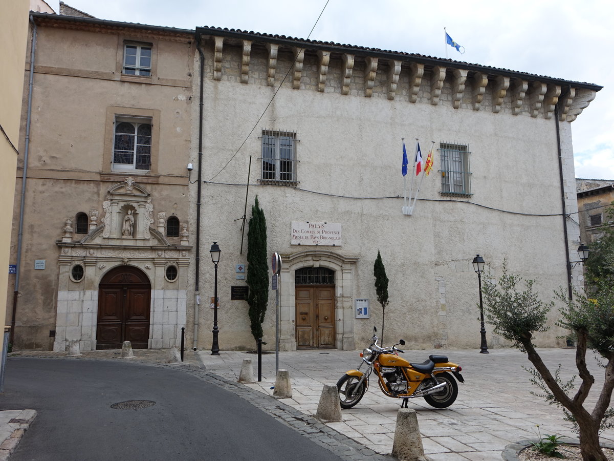 Brignoles, Palais de Comtes de Provence, erbaut im 13. Jahrhundert (27.09.2017)