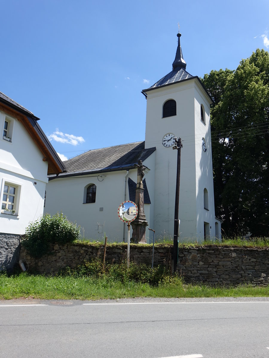 Brnicko / Brnnles, Pfarrkirche Maria Himmelfahrt, sptromanischer Bau aus dem 13. Jahrhundert (30.06.2020)