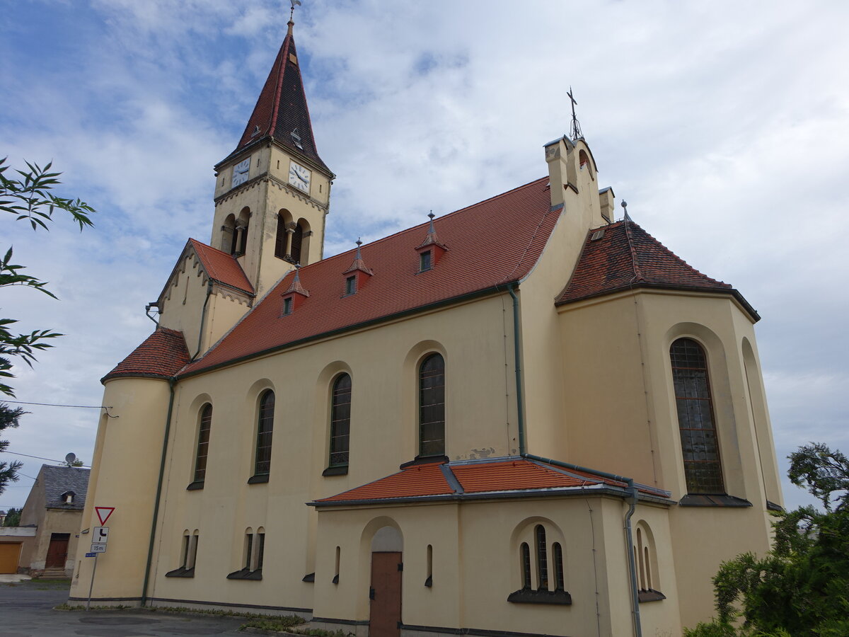 Brockau, evangelische Dorfkirche, erbaut von 1899 bis 1901 (12.08.2023)