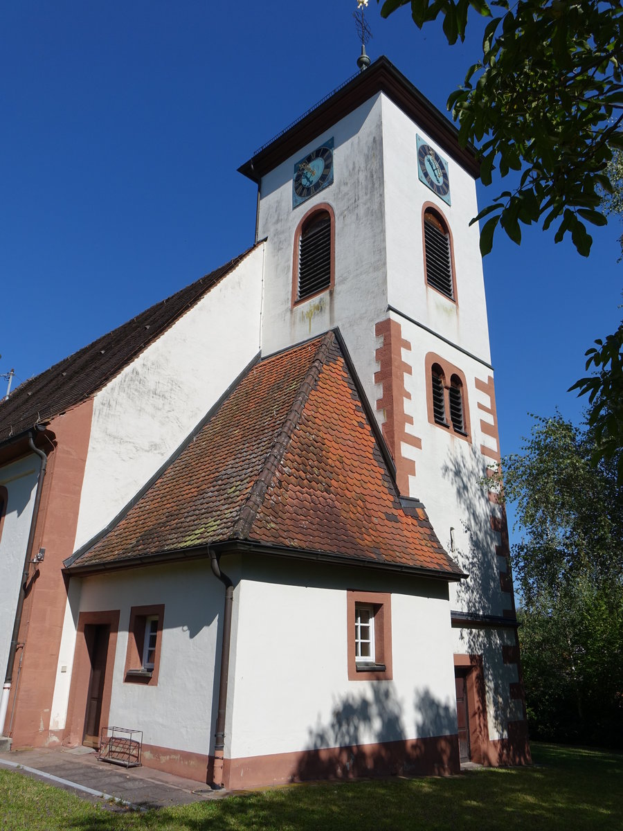 Broggingen, Ev. Kirche, erbaut von 1738 bis 1746, Kirchturm 16. Jahrhundert (14.08.2016)