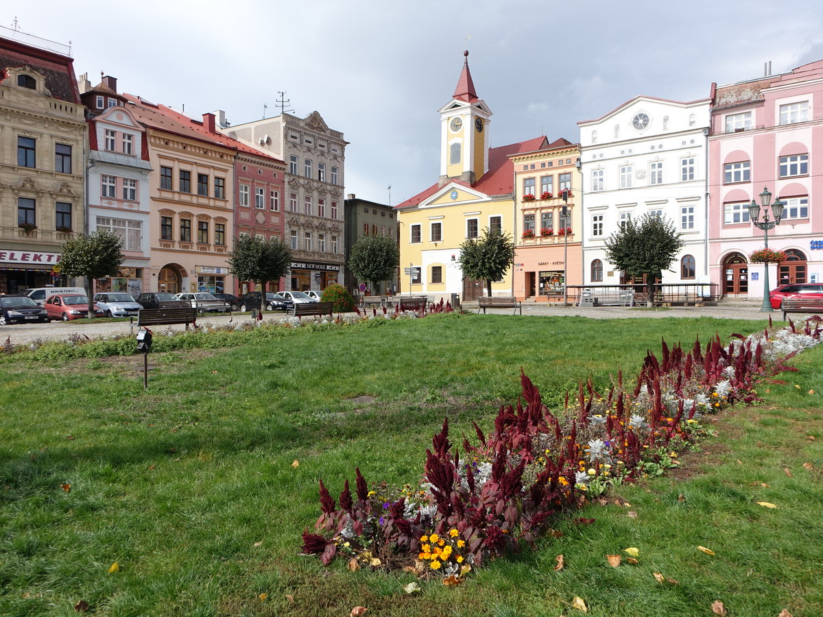 Broumov / Braunau, Rathaus am Hauptplatz Namesti Mirove (29.09.2019)