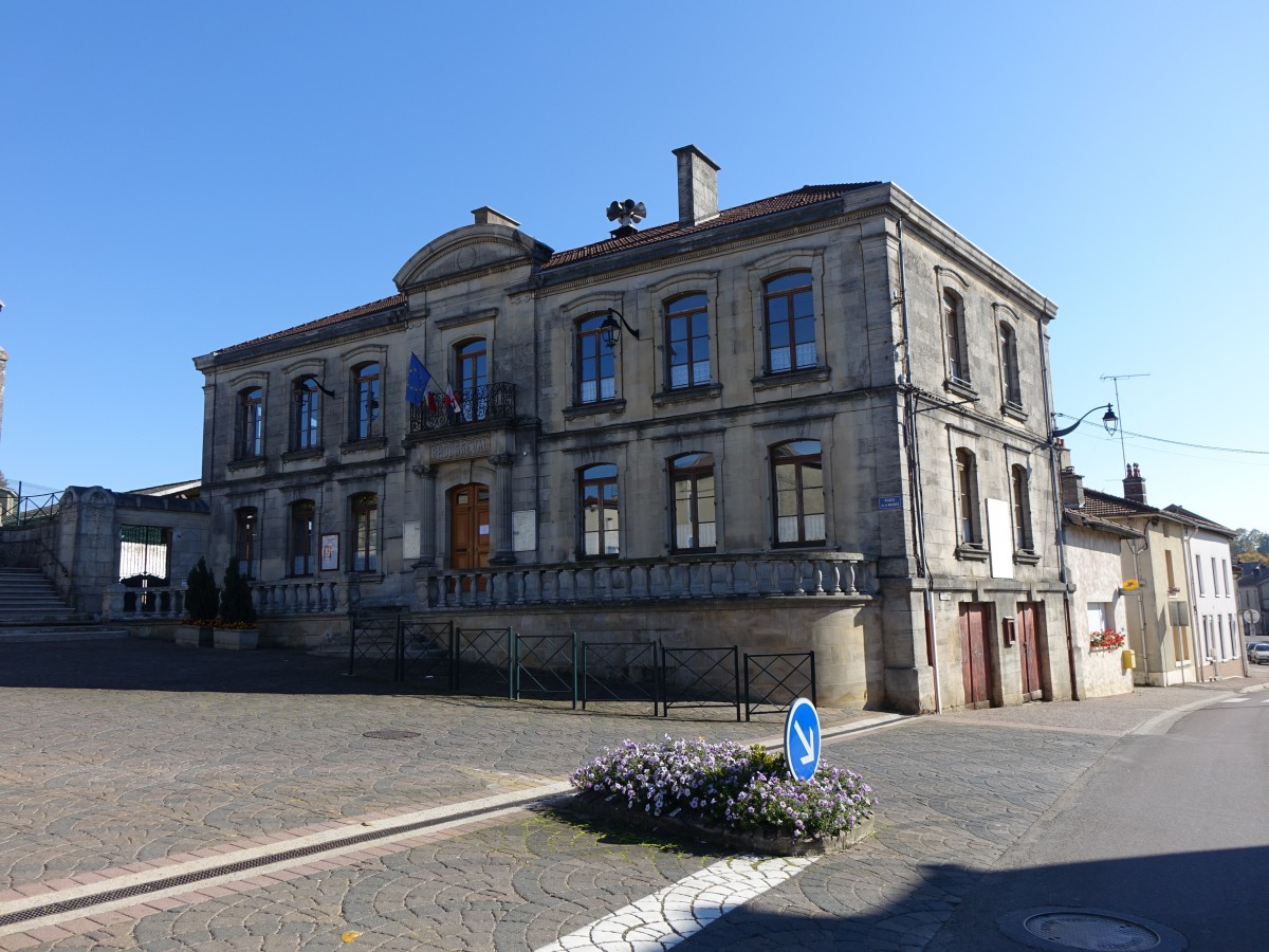 Brousseval, Rathaus am Place de la Mairie (26.10.2015)