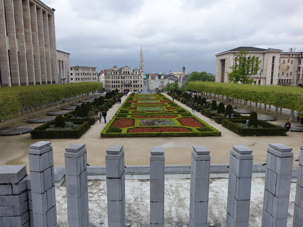 Brssel, Mont des Arts und Albertplein (26.04.2015)