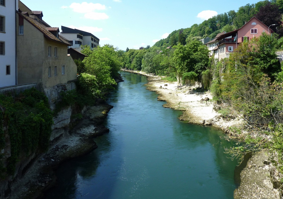 Brugg, Blick von der Brcke ber die Aare fluaufwrts, Mai 2011