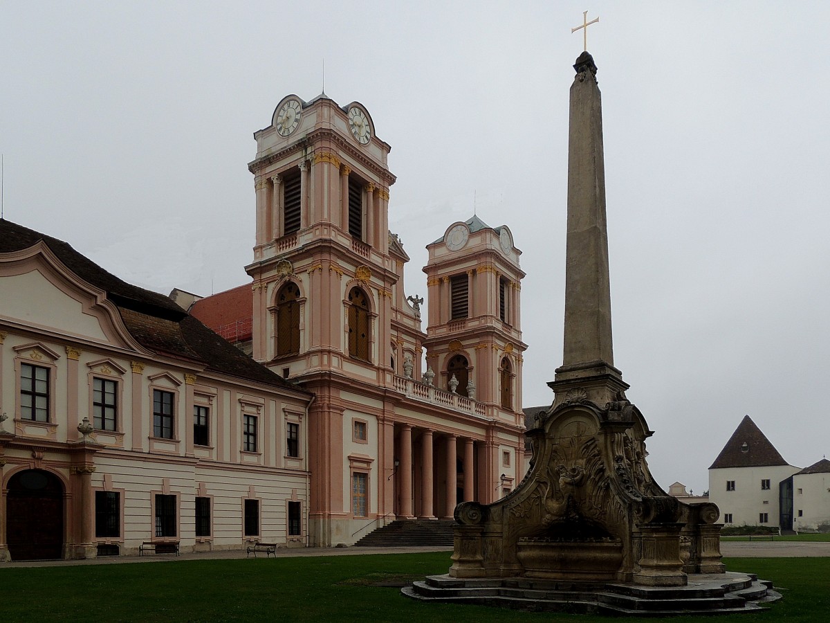 Brunnen vor der Stiftskirche Gttweig; 130825