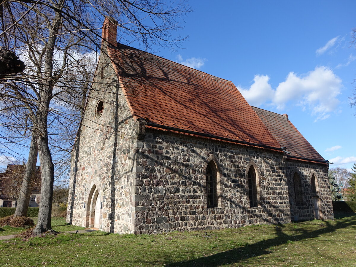 Brusendorf, evangelische Kirche, Feldsteinkirche aus dem 14. Jahrhundert (06.04.2026)